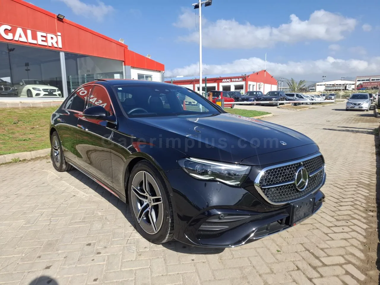 2024 Model Otomatik Mercedes-Benz E Serisi E 220 d Lefkoşa Satılık İkinci El | GalerimPlus - Thumbnail 3