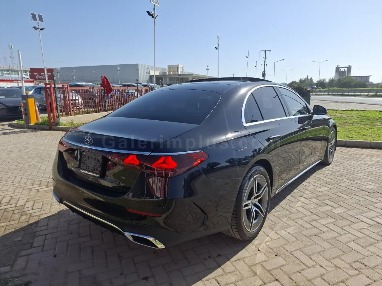 2024 Model Otomatik Mercedes-Benz E Serisi E 220 d Lefkoşa Satılık İkinci El | GalerimPlus - Thumbnail 5