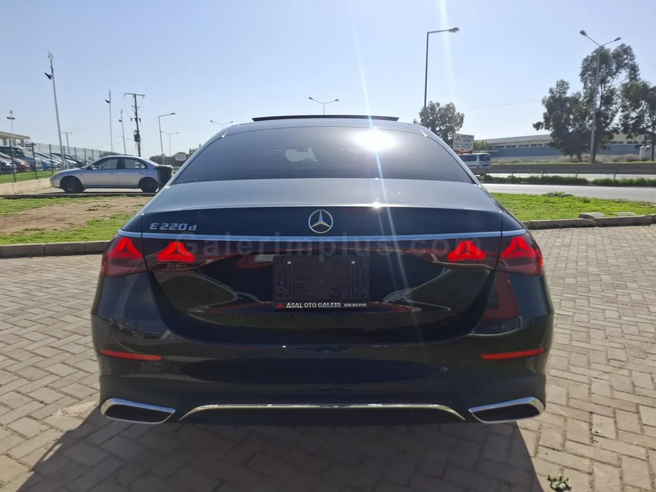 2024 Model Otomatik Mercedes-Benz E Serisi E 220 d Lefkoşa Satılık İkinci El | GalerimPlus - Thumbnail 6