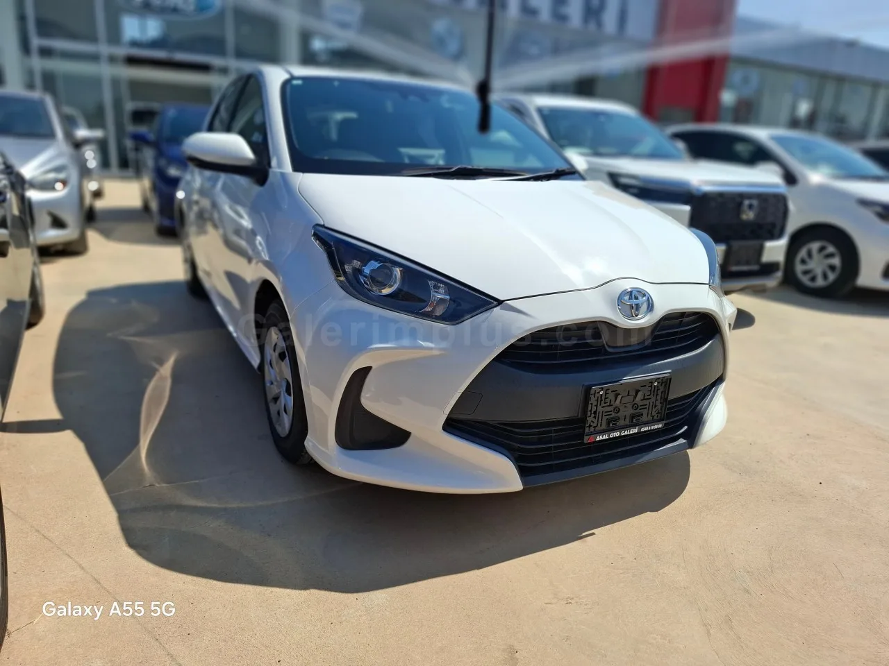 2022 Model Otomatik Toyota Yaris 1.0 İskele Satılık İkinci El | GalerimPlus - Thumbnail 2