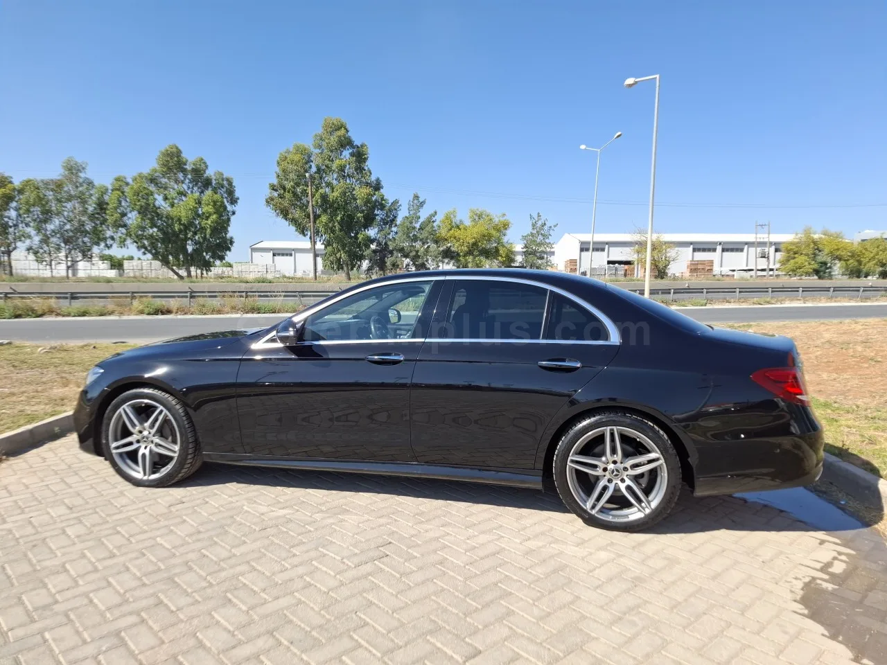 2020 Model Otomatik Mercedes-Benz E Serisi E 220 d Lefkoşa Satılık İkinci El | GalerimPlus - Thumbnail 8