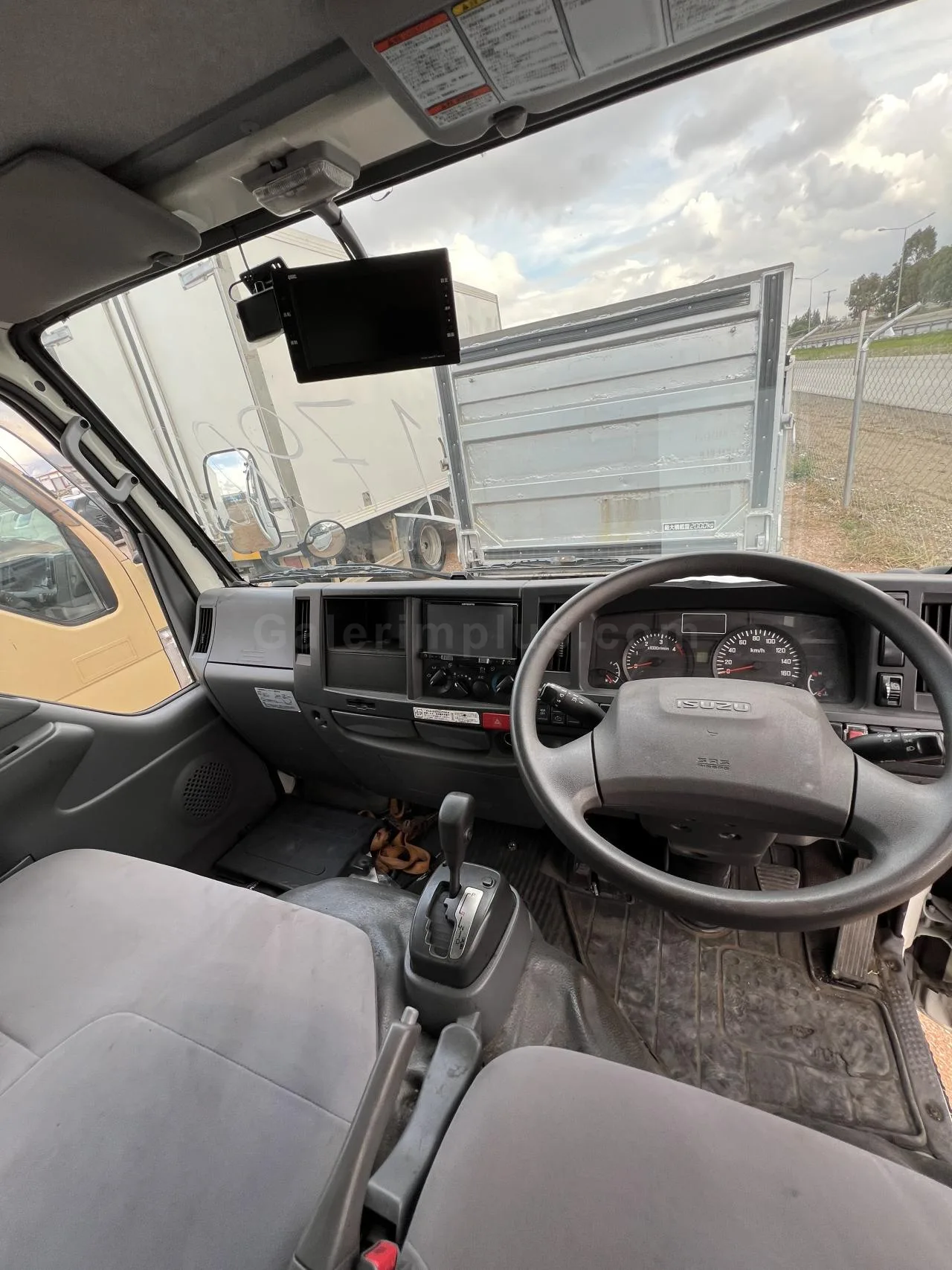 2017 Model Otomatik Kamyon & Kamyonet Isuzu Elf Lefkoşa Satılık İkinci El | GalerimPlus - Thumbnail 7