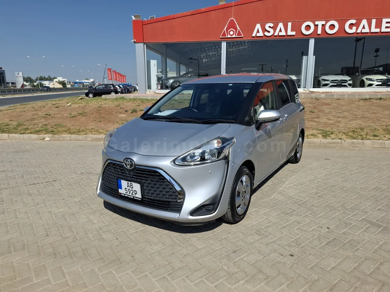 2020 Toyota Sienta 1.5 CVT-i GASOLINE AUTOMATIC Lefkoşa İlan görseli - GalerimPlus