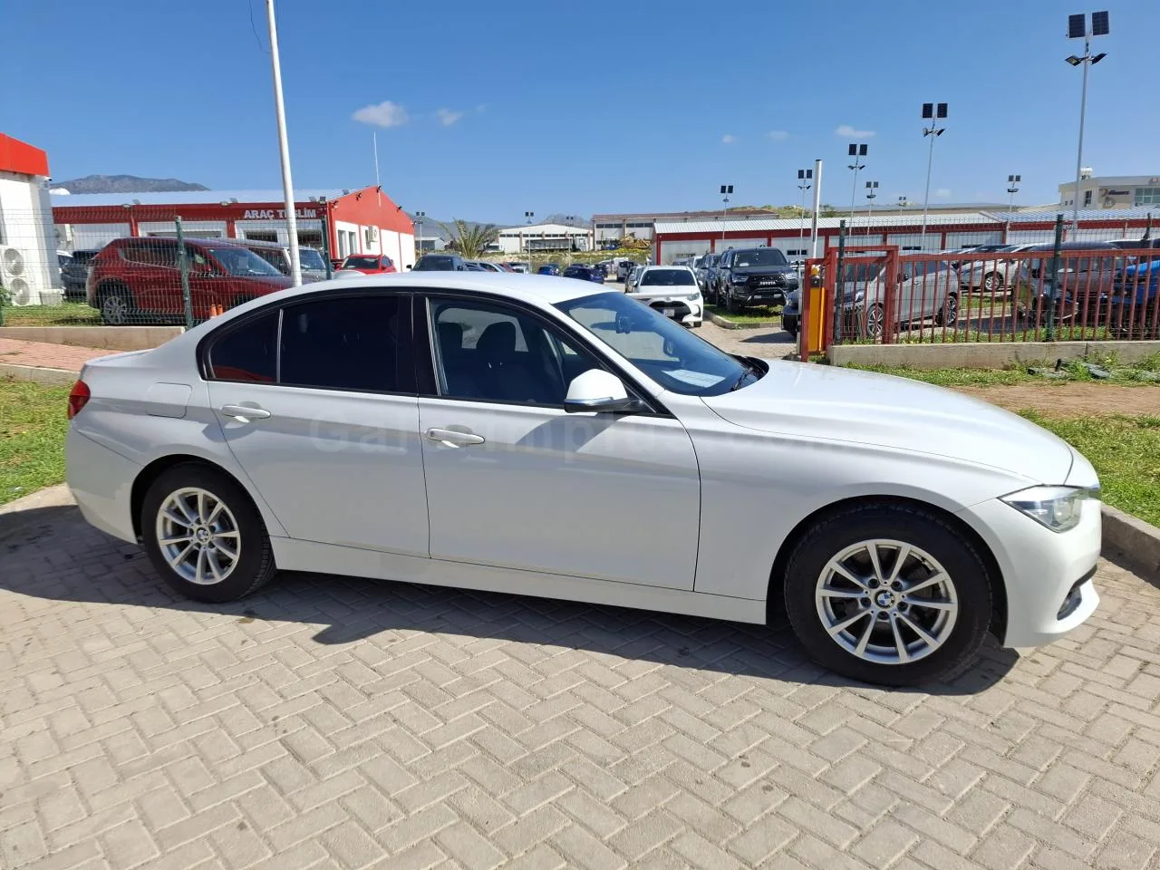 2017 Model Otomatik BMW 3 Serisi 320d Lefkoşa Satılık İkinci El | GalerimPlus - Thumbnail 4
