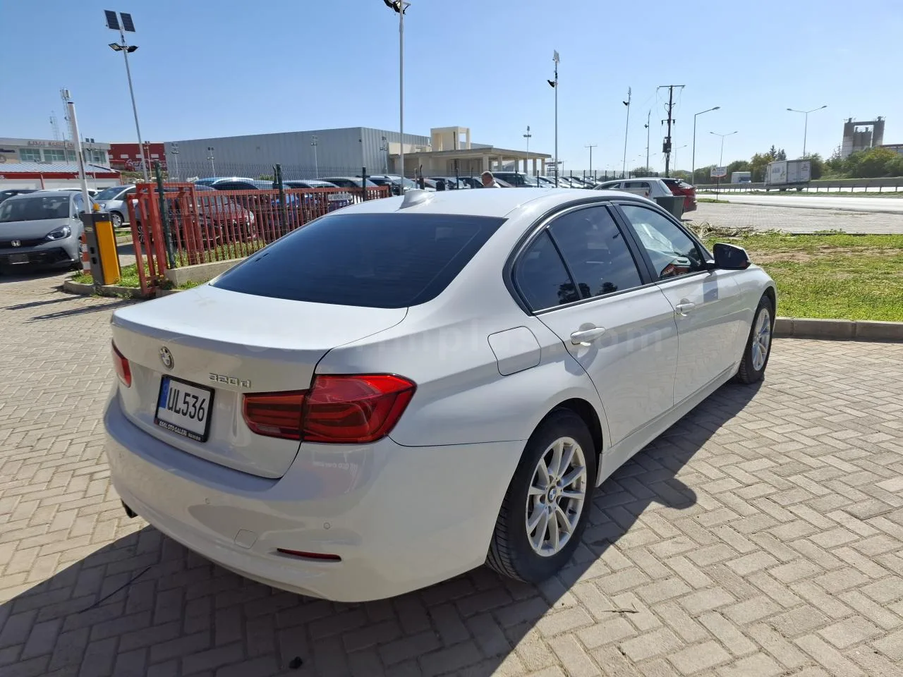 2017 Model Otomatik BMW 3 Serisi 320d Lefkoşa Satılık İkinci El | GalerimPlus - Thumbnail 5