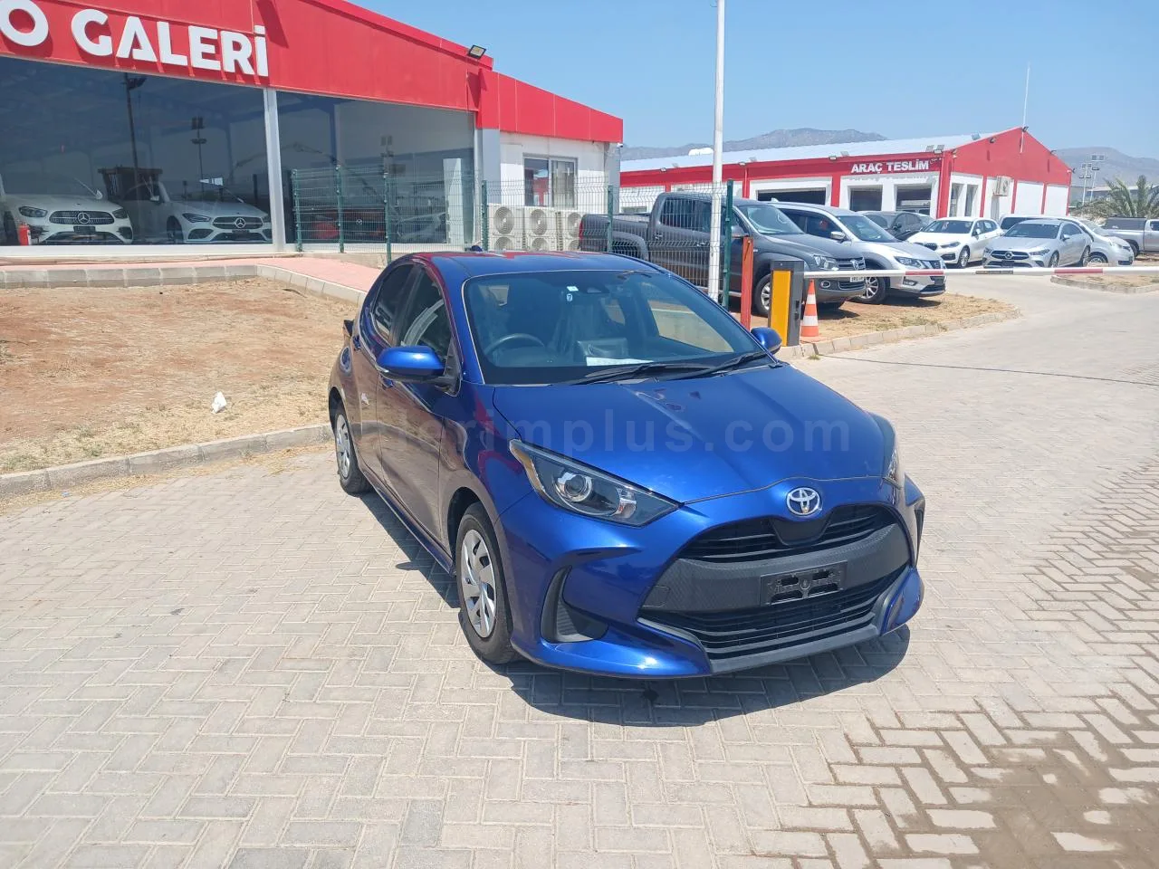 2021 Model Otomatik Toyota Yaris 1.0 Lefkoşa Satılık İkinci El | GalerimPlus - Thumbnail 2