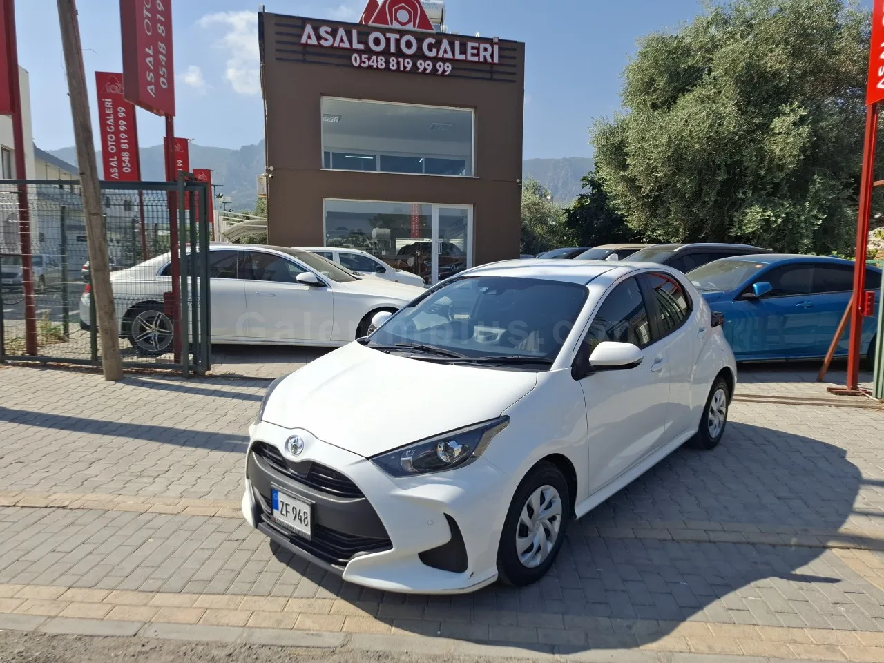 2020 Model Otomatik Toyota Yaris 1.0 Girne Satılık İkinci El | GalerimPlus - Thumbnail 3