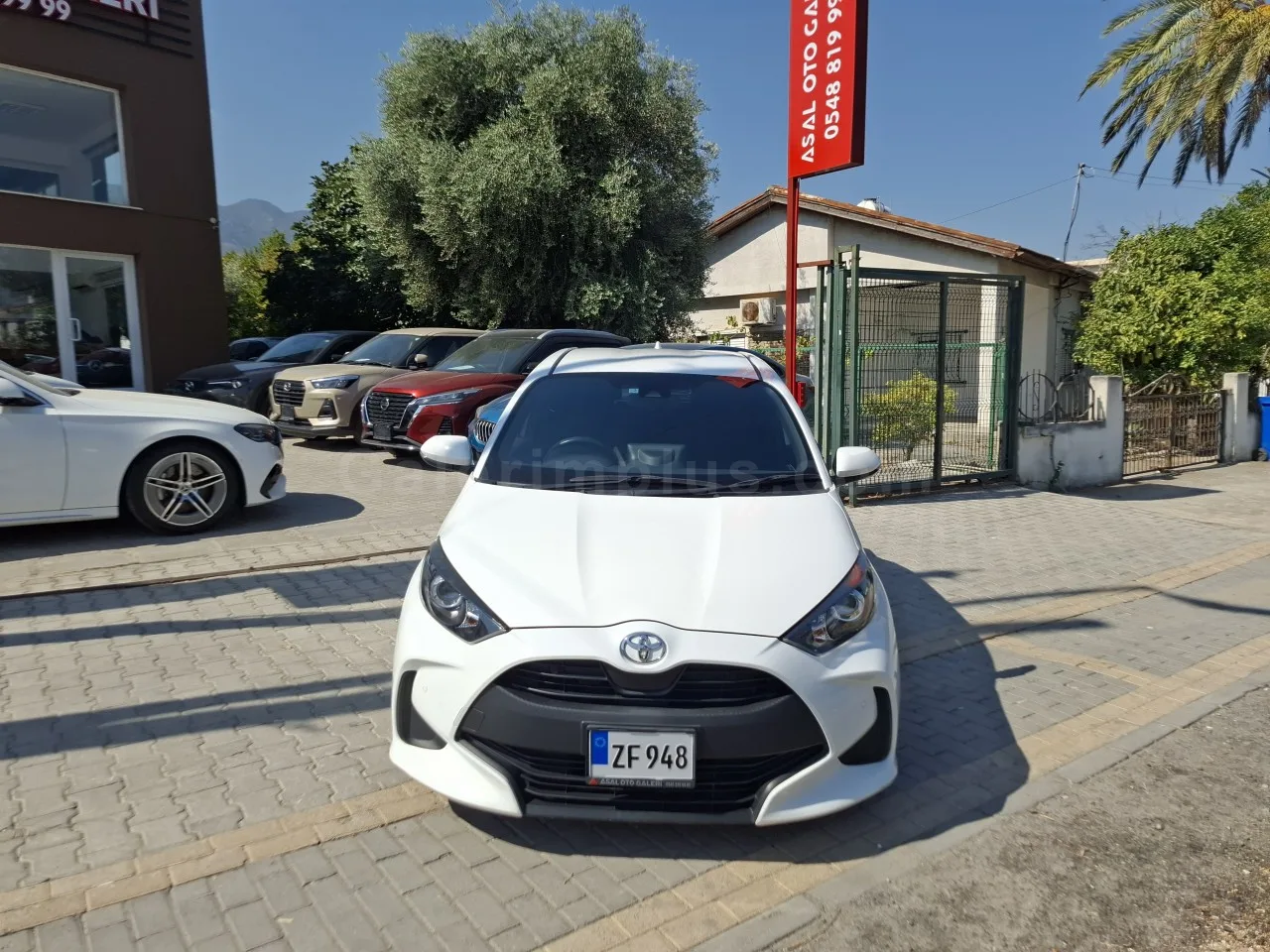 2020 Model Otomatik Toyota Yaris 1.0 Girne Satılık İkinci El | GalerimPlus - Thumbnail 4