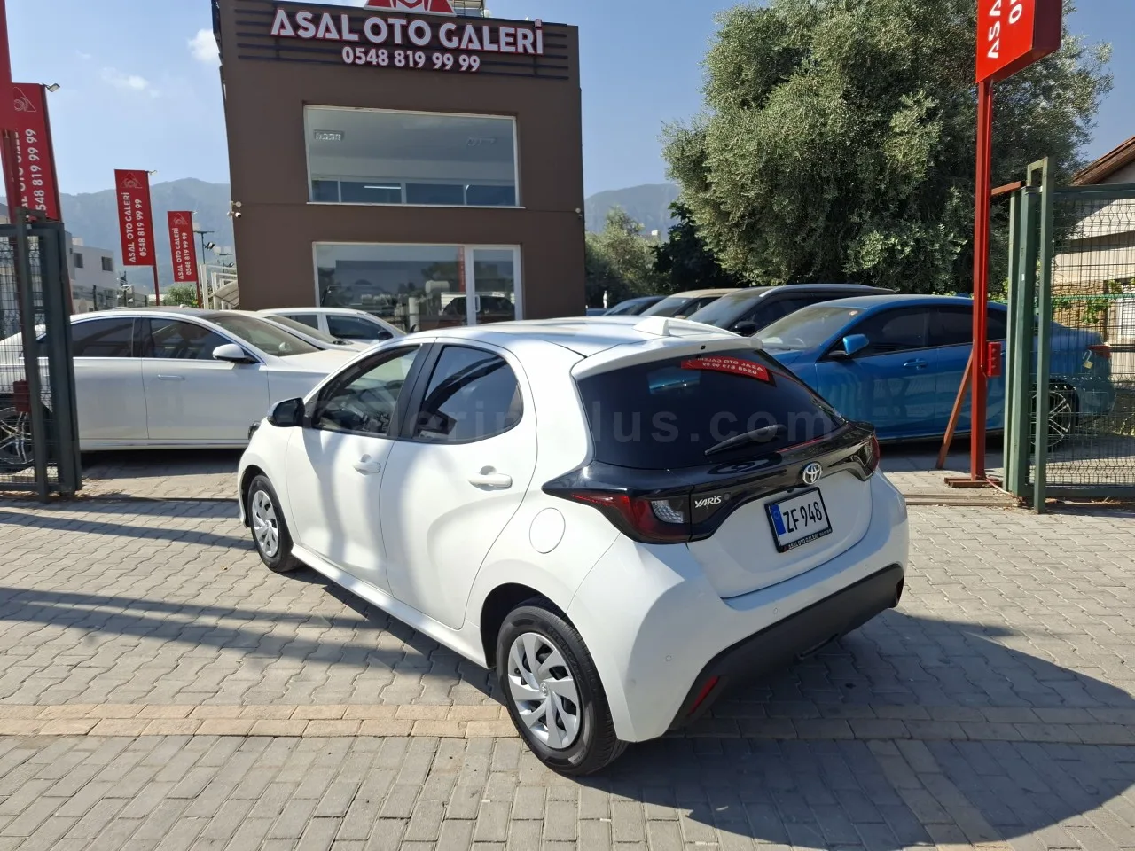 2020 Model Otomatik Toyota Yaris 1.0 Girne Satılık İkinci El | GalerimPlus - Thumbnail 5