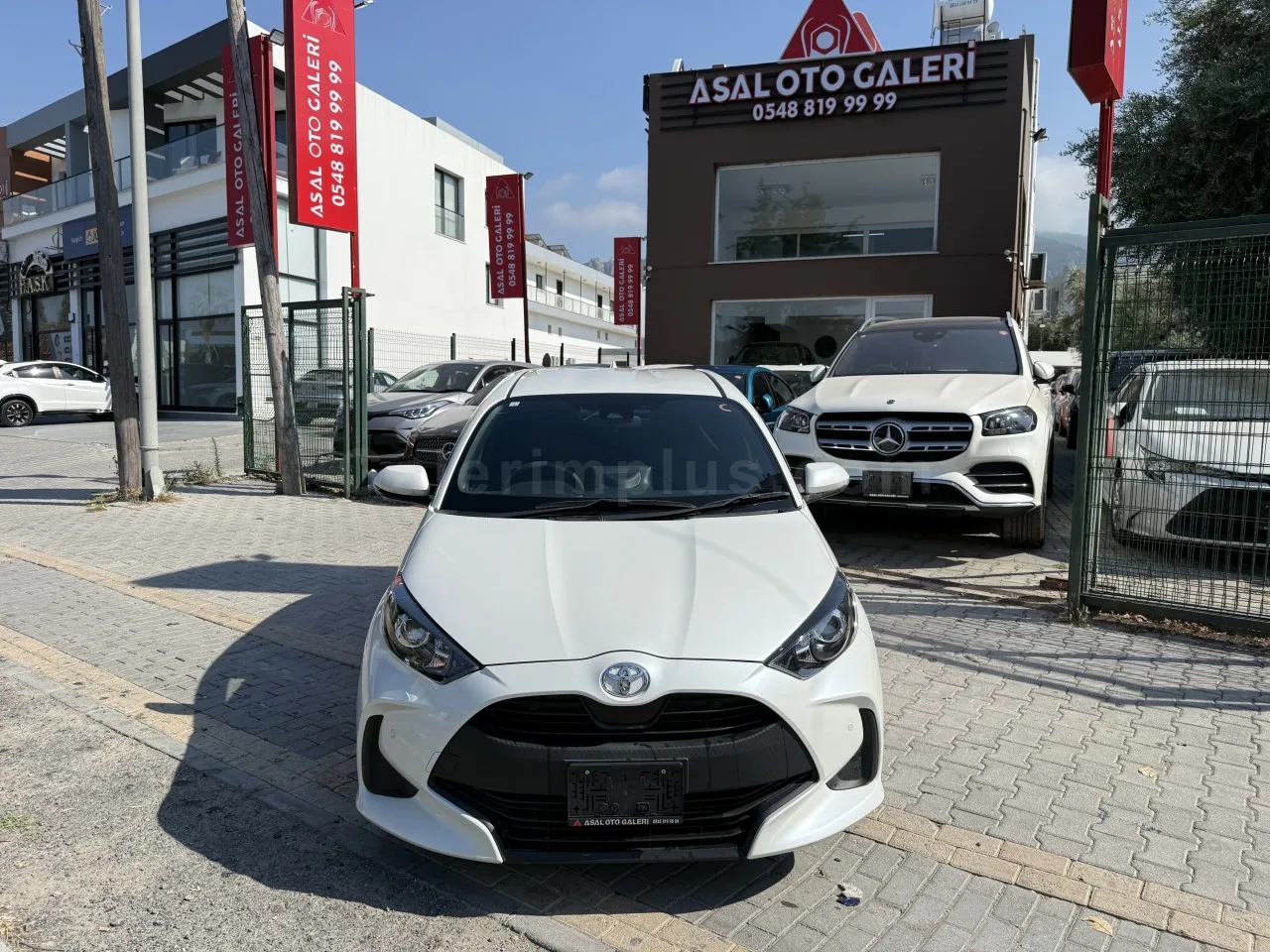 2021 Model Otomatik Toyota Yaris 1.5 Girne Satılık İkinci El | GalerimPlus - Thumbnail 3