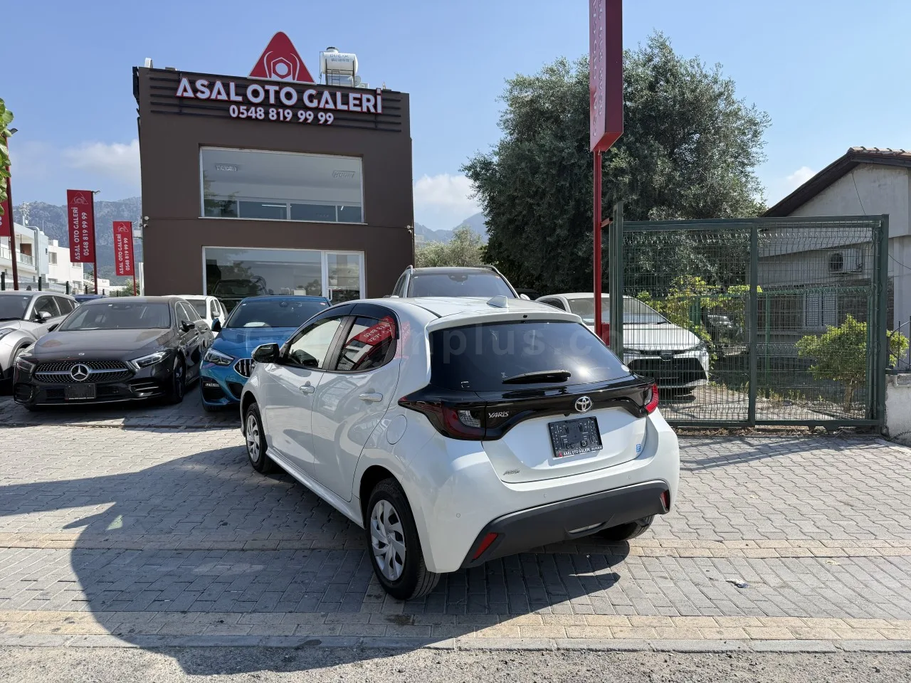 2021 Model Otomatik Toyota Yaris 1.5 Girne Satılık İkinci El | GalerimPlus - Thumbnail 6