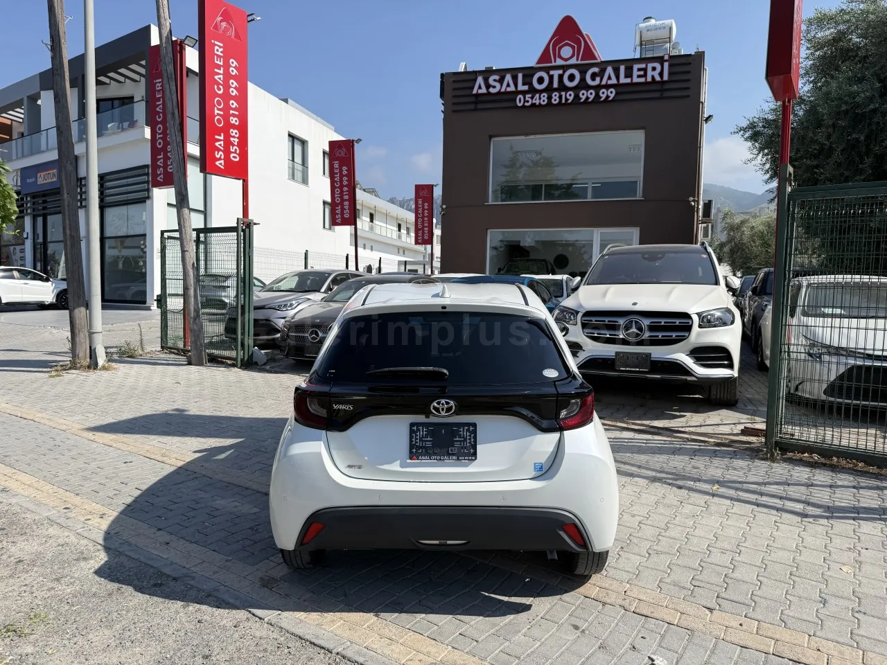 2021 Model Otomatik Toyota Yaris 1.5 Girne Satılık İkinci El | GalerimPlus - Thumbnail 8
