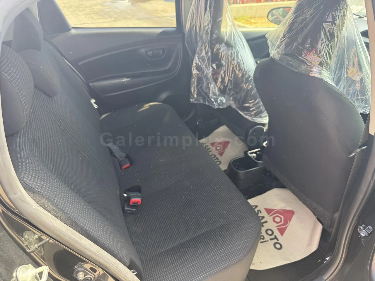 2020 Model Otomatik Toyota Vitz 1.0 i 16V Girne Satılık İkinci El | GalerimPlus - Thumbnail 3
