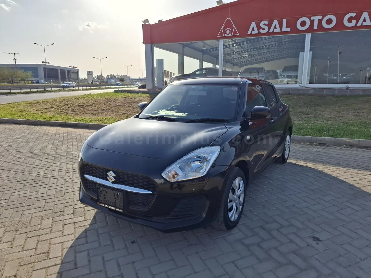 2023 Suzuki Swift 1.3 GASOLINE AUTOMATIC Lefkoşa İlan görseli - GalerimPlus