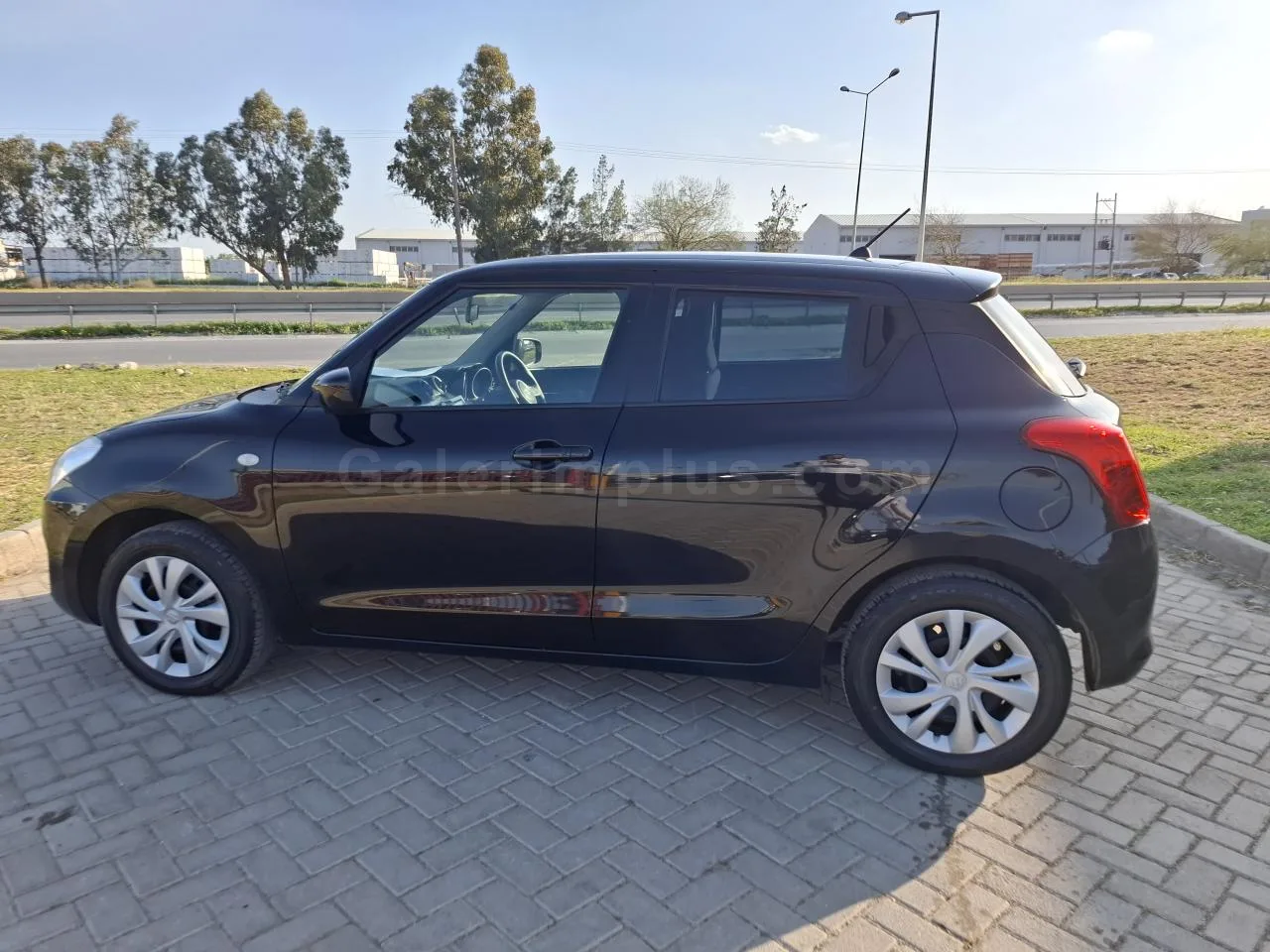 2023 Model Otomatik Suzuki Swift 1.3 Lefkoşa Satılık İkinci El | GalerimPlus - Thumbnail 8