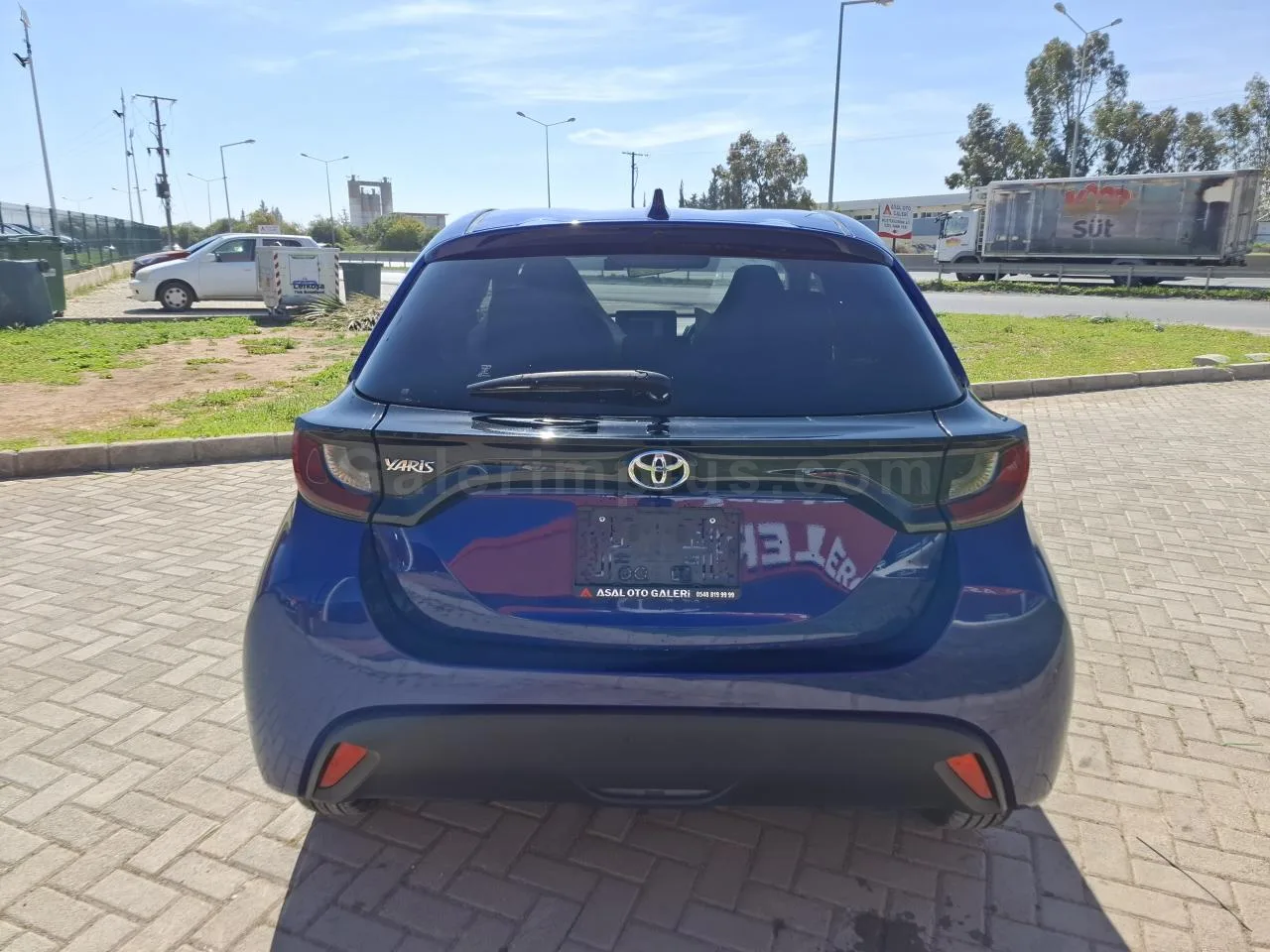 2022 Model Otomatik Toyota Yaris 1.5 Lefkoşa Satılık İkinci El | GalerimPlus - Thumbnail 6