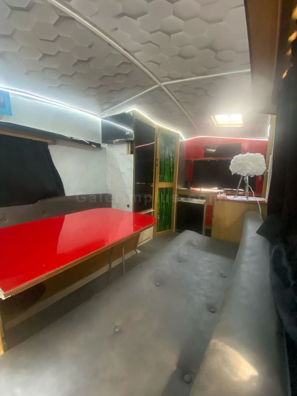 Model Çekme Karavan Abbey Lincoln Girne Satılık İkinci El | GalerimPlus - Thumbnail 6