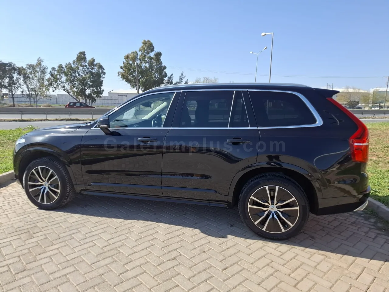 2022 Model Otomatik Volvo XC90 2.0 B5 Lefkoşa Satılık İkinci El | GalerimPlus - Thumbnail 8