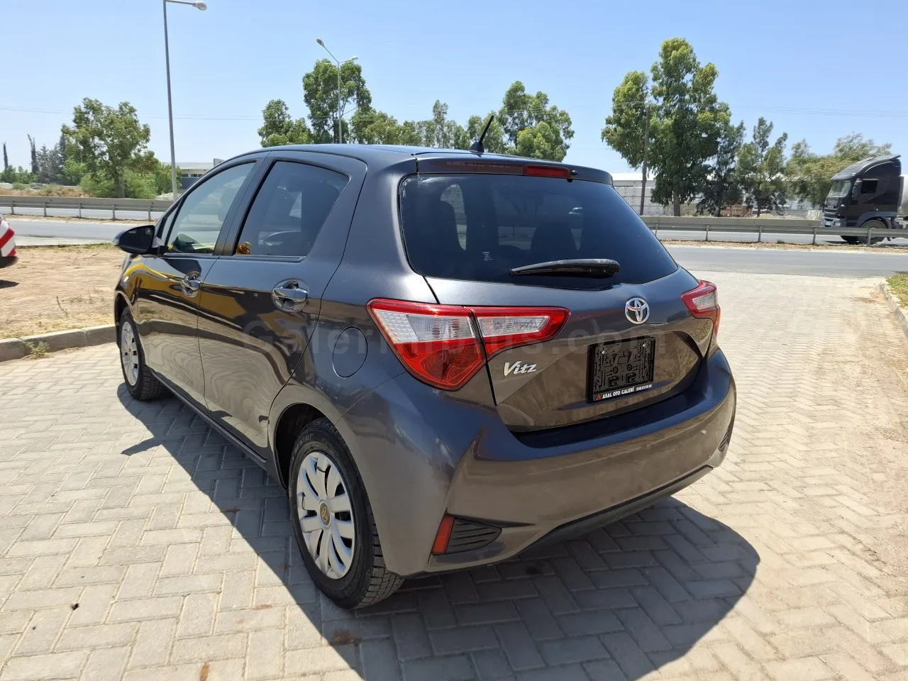 2019 Model Otomatik Toyota Vitz 1.0 i 16V Lefkoşa Satılık İkinci El | GalerimPlus - Thumbnail 7