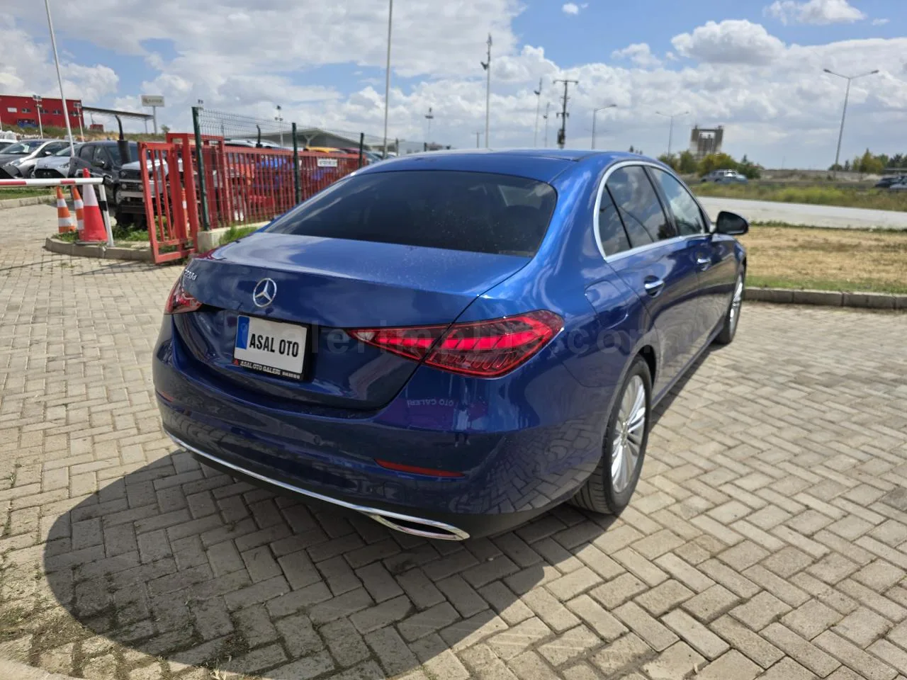 2023 Model Otomatik Mercedes-Benz C Serisi C 220 d Lefkoşa Satılık İkinci El | GalerimPlus - Thumbnail 4