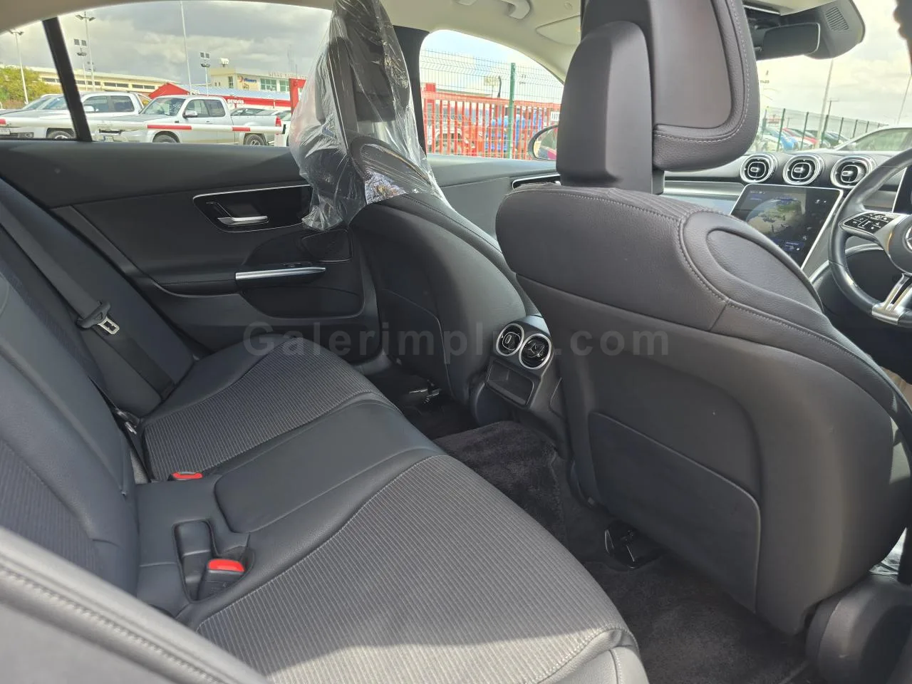 2023 Model Otomatik Mercedes-Benz C Serisi C 220 d Lefkoşa Satılık İkinci El | GalerimPlus - Thumbnail 8