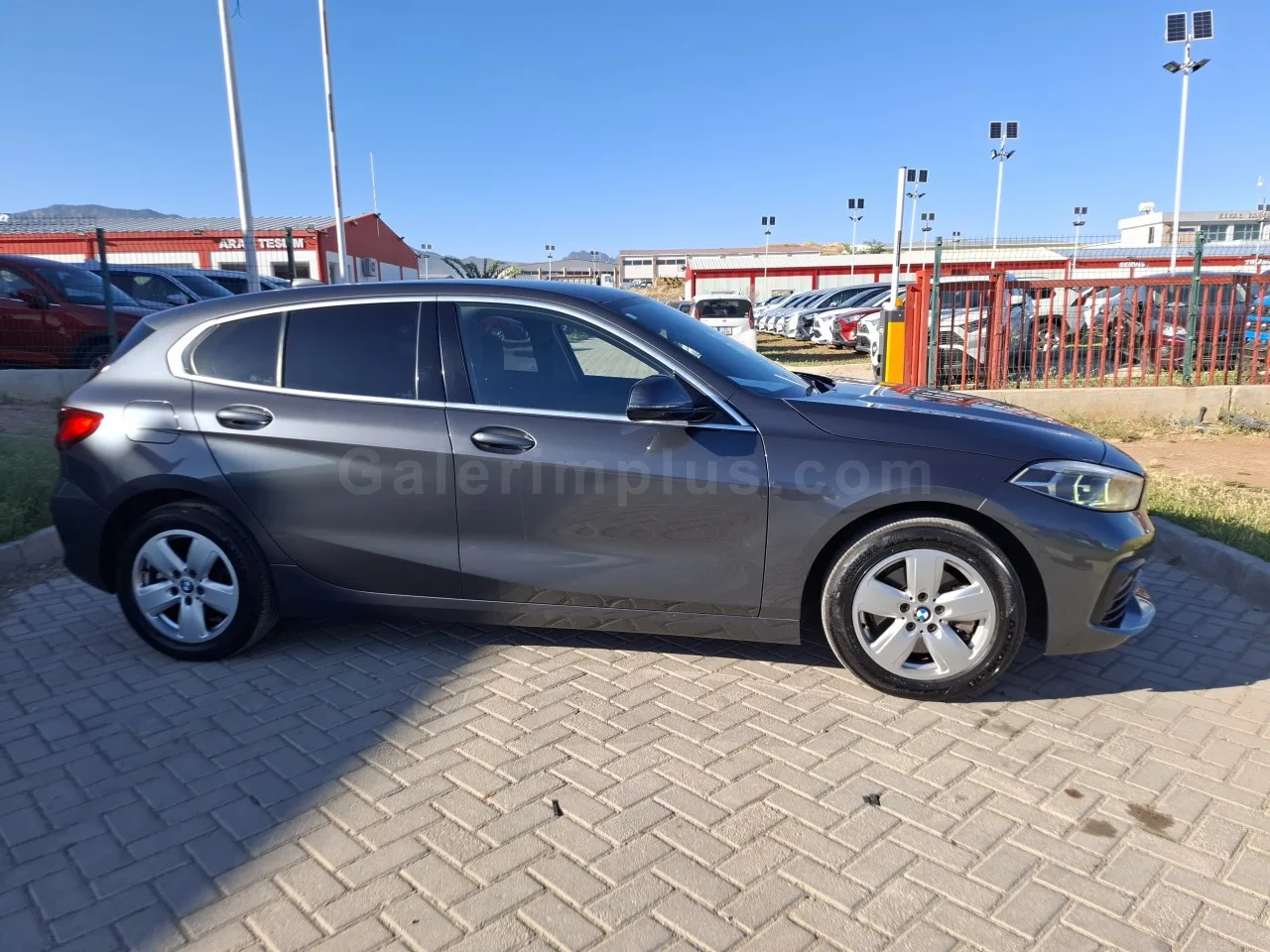 2021 Model Otomatik BMW 1 Serisi 118d Lefkoşa Satılık İkinci El | GalerimPlus - Thumbnail 4