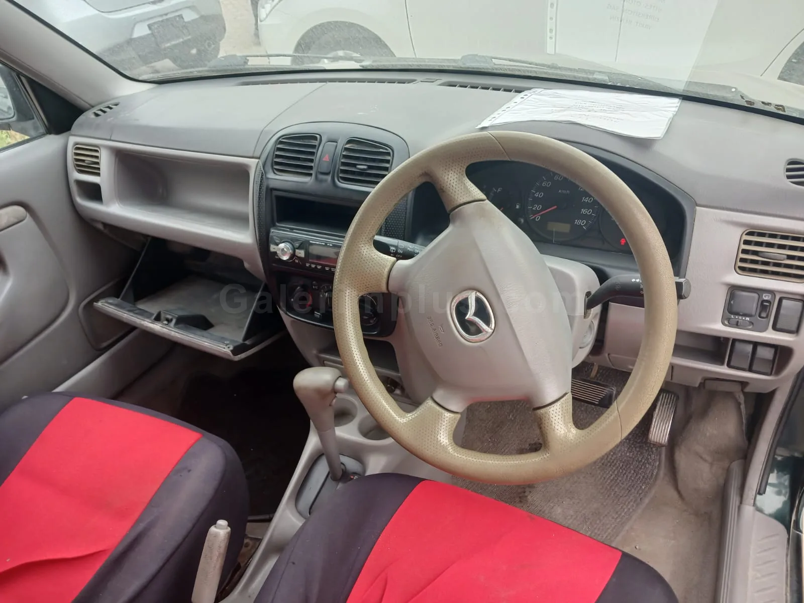 2002 Model Otomatik Mazda Demio 1.3i Lefkoşa Satılık İkinci El | GalerimPlus - Thumbnail 5