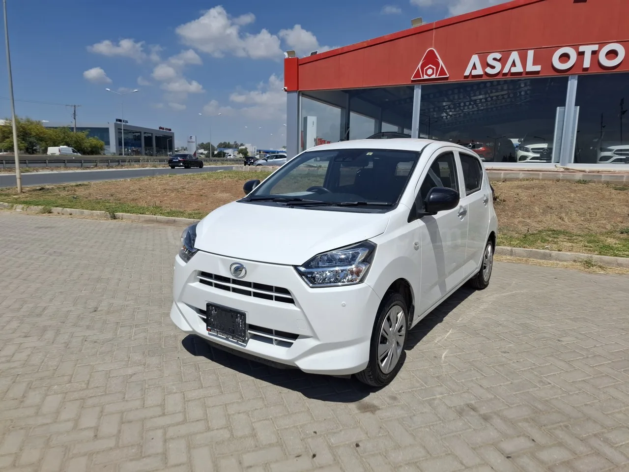2020 Daihatsu Mira 0.65 GASOLINE AUTOMATIC Lefkoşa İlan görseli - GalerimPlus