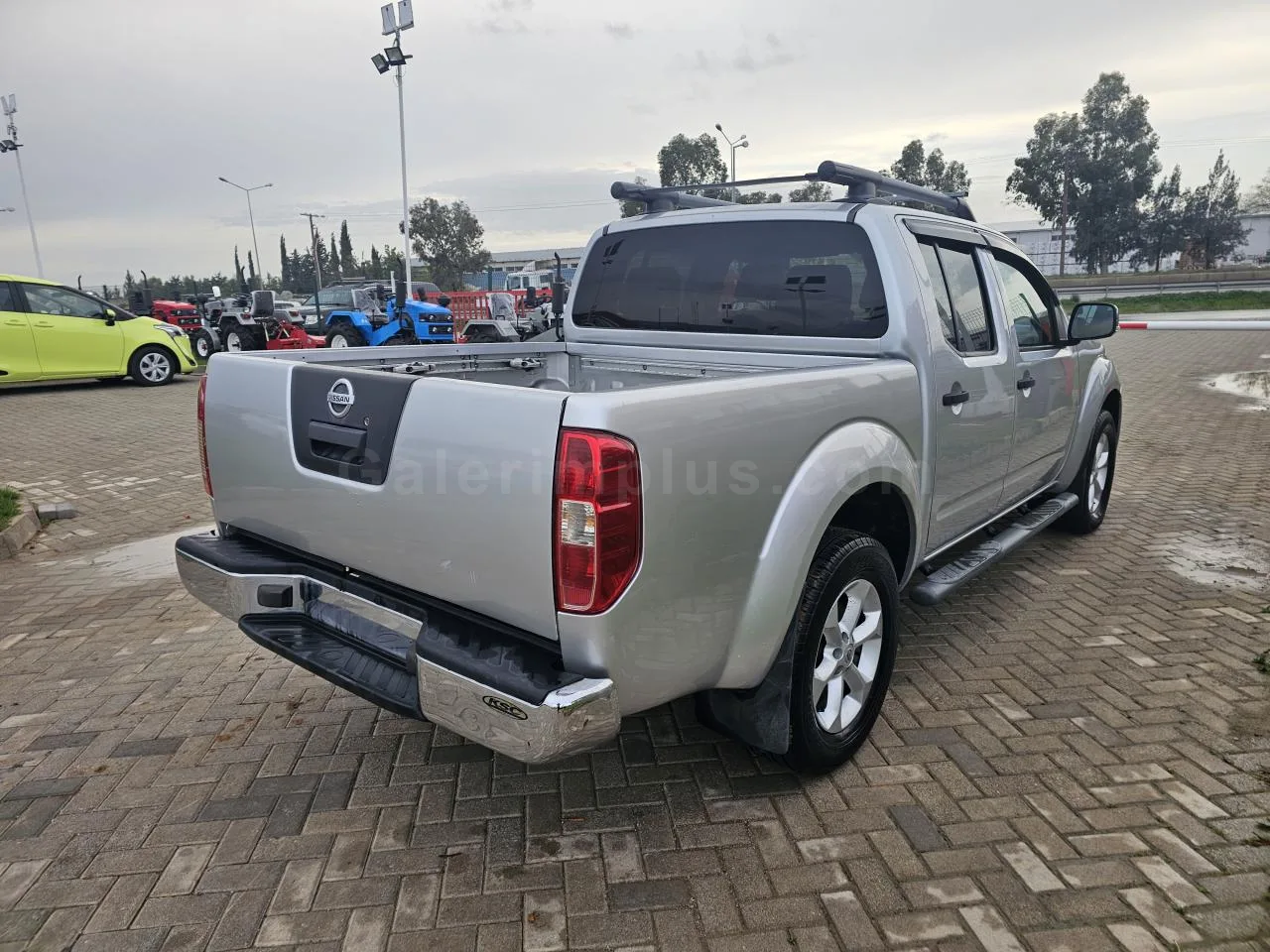 2013 Model Düz Nissan Navara 2.5 D Lefkoşa Satılık İkinci El | GalerimPlus - Thumbnail 5