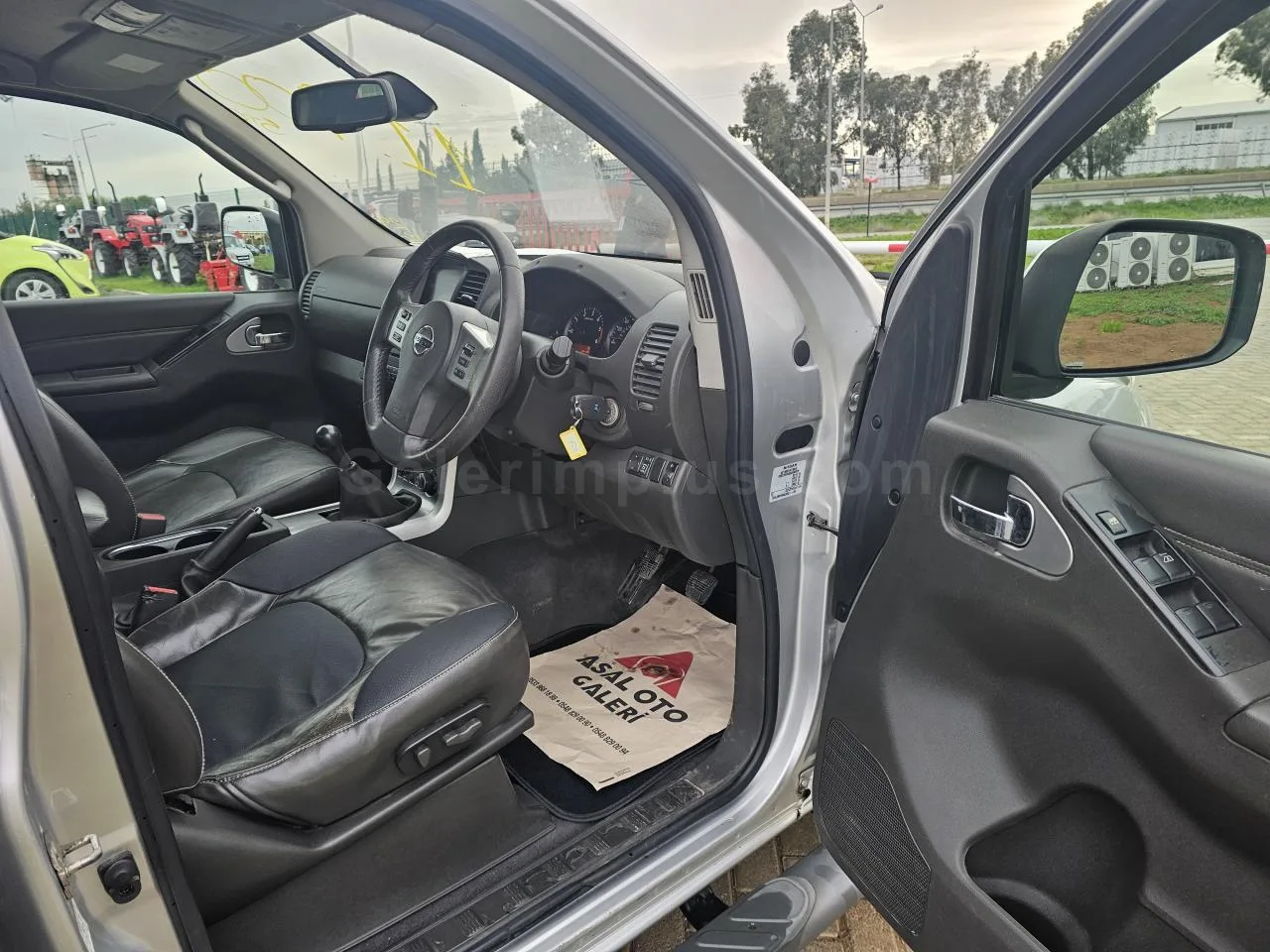 2013 Model Düz Nissan Navara 2.5 D Lefkoşa Satılık İkinci El | GalerimPlus - Thumbnail 6