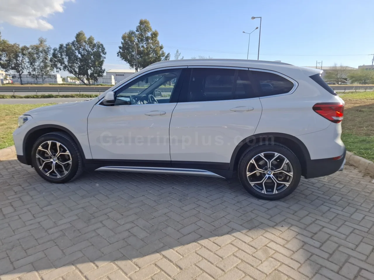 2022 Model Otomatik BMW X1 18d xDrive Lefkoşa Satılık İkinci El | GalerimPlus - Thumbnail 8