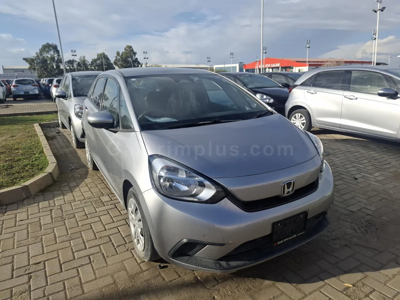 2022 Model Otomatik Honda Fit 1.3 Lefkoşa Satılık İkinci El | GalerimPlus - Thumbnail 3