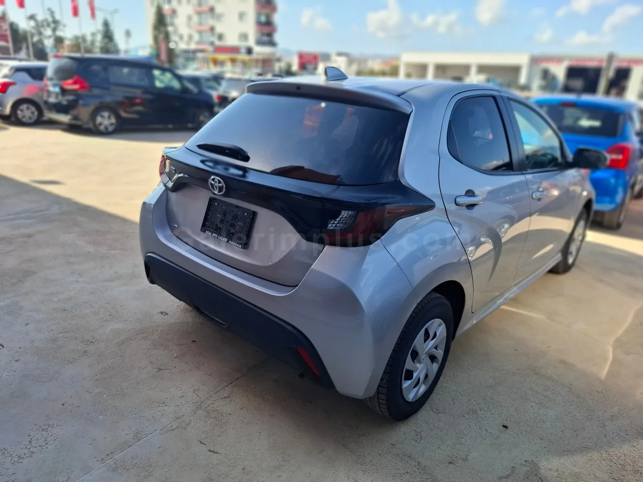 2024 Model Otomatik Toyota Yaris 1.5 İskele Satılık İkinci El | GalerimPlus - Thumbnail 4