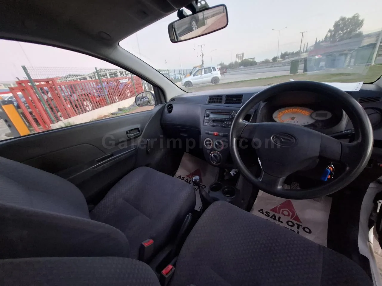 2010 Model Düz Daihatsu Mira 0.65 Lefkoşa Satılık İkinci El | GalerimPlus - Thumbnail 5