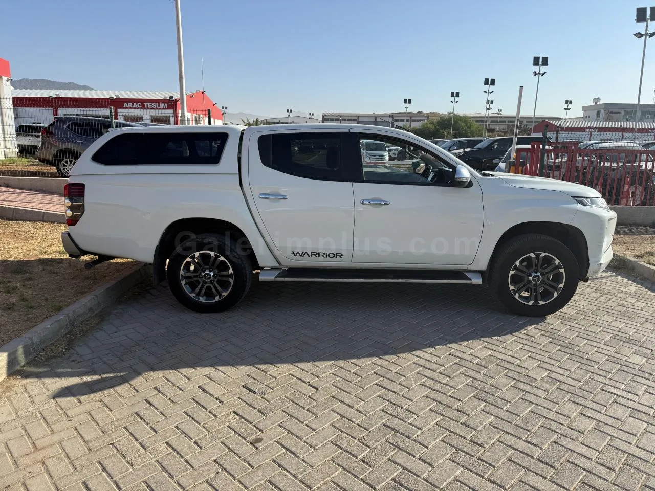 2020 Model Otomatik Mitsubishi L 200 4x4 Lefkoşa Satılık İkinci El | GalerimPlus - Thumbnail 3
