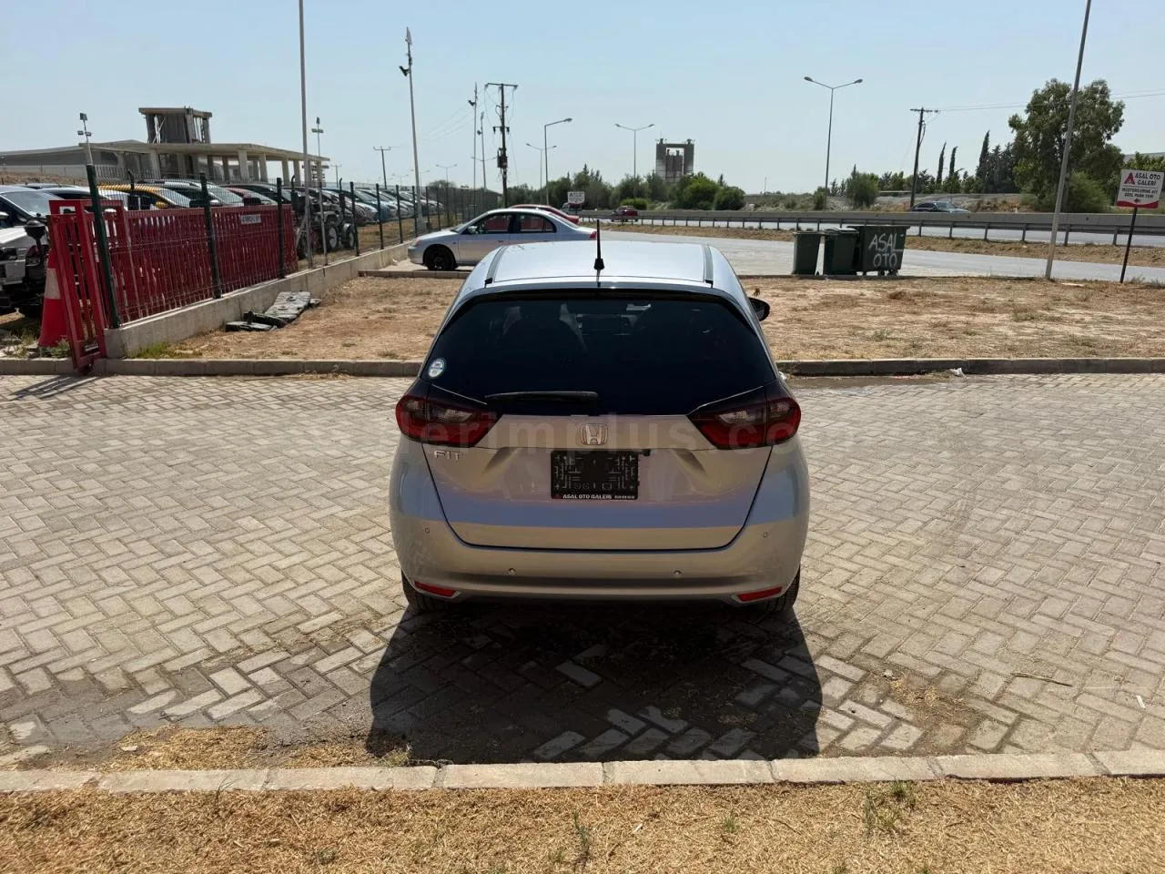 2021 Model Otomatik Honda Fit 1.3 Lefkoşa Satılık İkinci El | GalerimPlus - Thumbnail 5