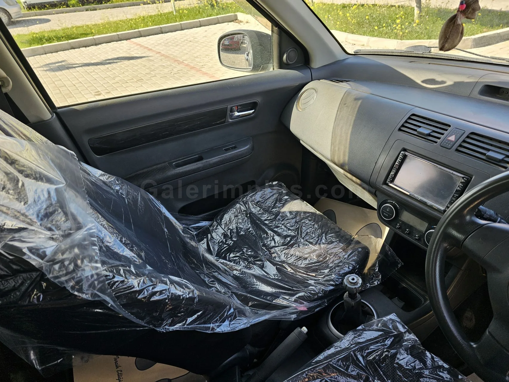 2006 Model Düz Suzuki Swift 1.3 Lefkoşa Satılık İkinci El | GalerimPlus - Thumbnail 5