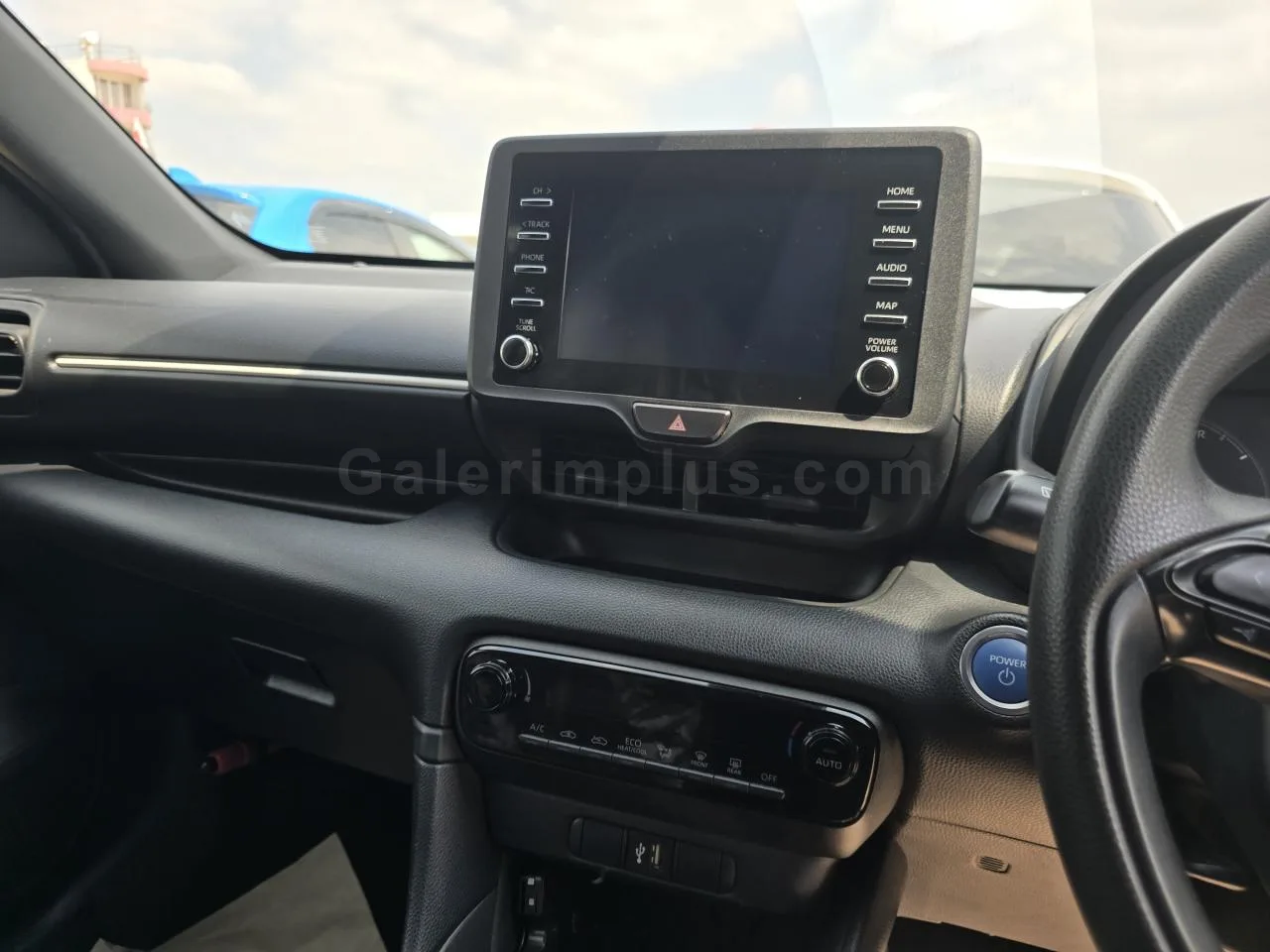 2021 Model Otomatik Toyota Yaris 1.5 Hybrid İskele Satılık İkinci El | GalerimPlus - Thumbnail 8