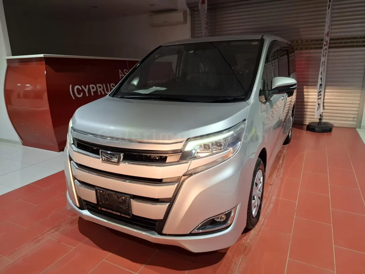 2021 Model Otomatik Toyota Noah Lefkoşa Satılık İkinci El | GalerimPlus - Thumbnail 2