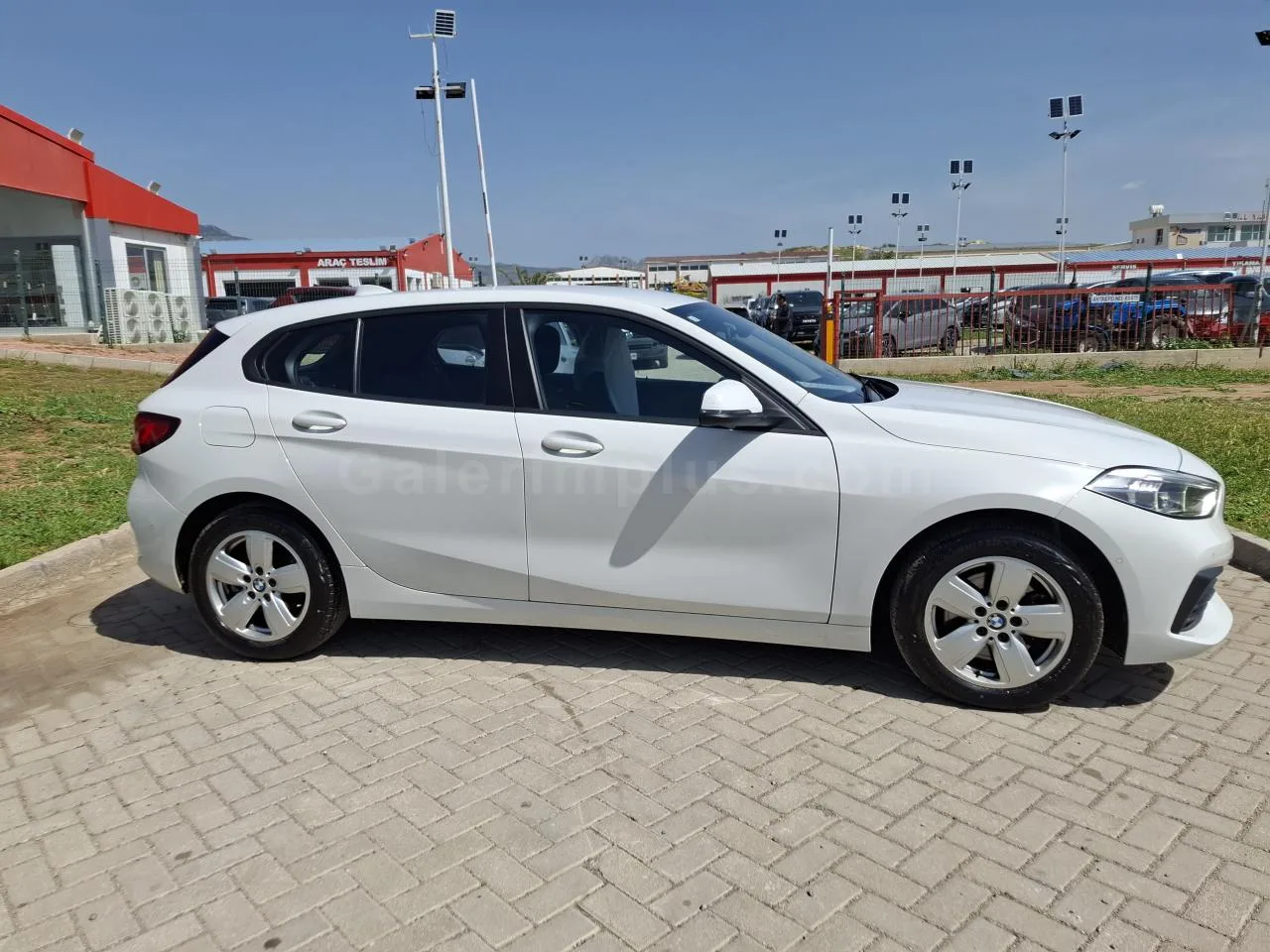 2021 Model Otomatik BMW 1 Serisi 118d Lefkoşa Satılık İkinci El | GalerimPlus - Thumbnail 4