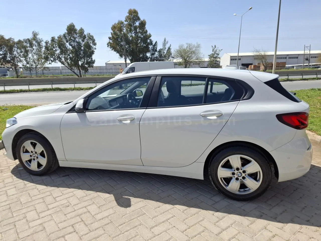 2021 Model Otomatik BMW 1 Serisi 118d Lefkoşa Satılık İkinci El | GalerimPlus - Thumbnail 8