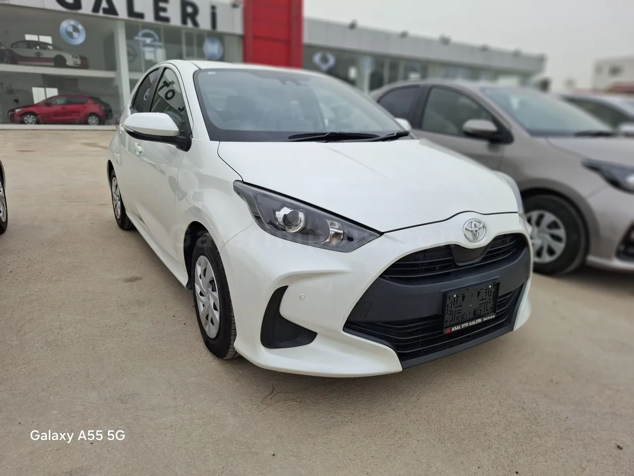2023 Model Otomatik Toyota Yaris 1.0 İskele Satılık İkinci El | GalerimPlus - Thumbnail 2