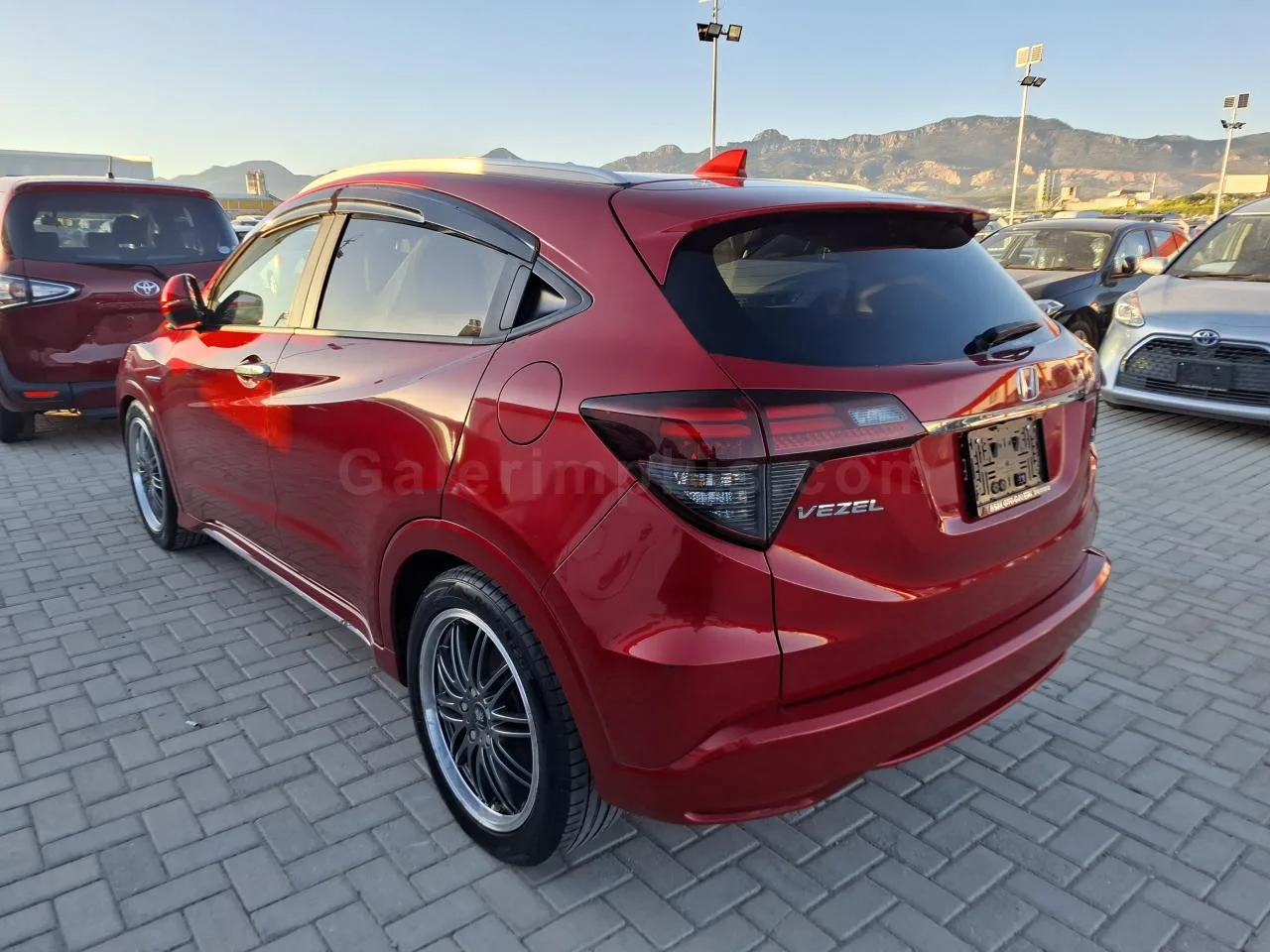 2019 Model Otomatik Honda Vezel 1.5 i-VTEC Hybrid Automatic Lefkoşa Satılık İkinci El | GalerimPlus - Thumbnail 6