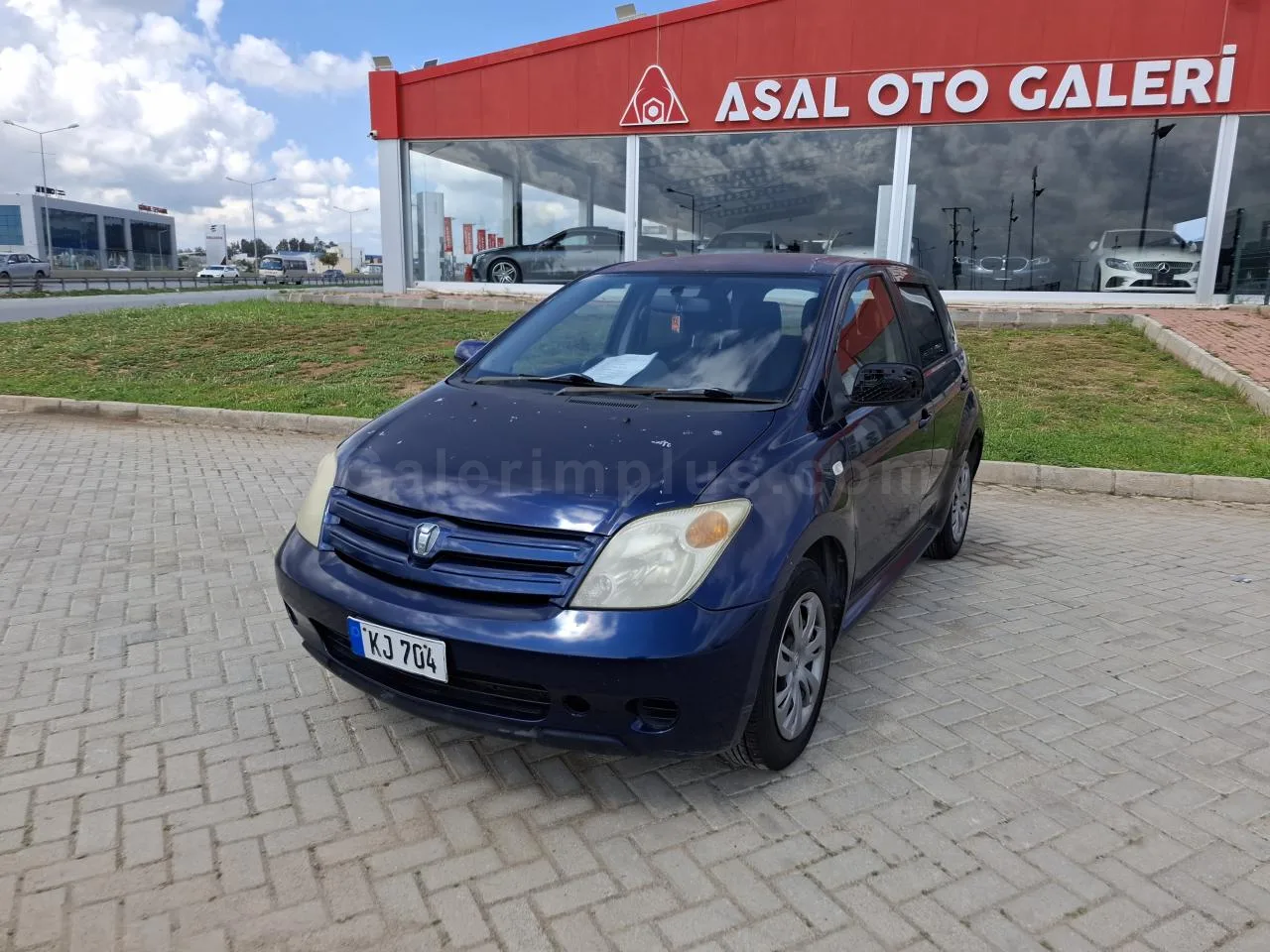 2005 Toyota Ist 1.3i Automatic GASOLINE AUTOMATIC Lefkoşa İlan görseli - GalerimPlus