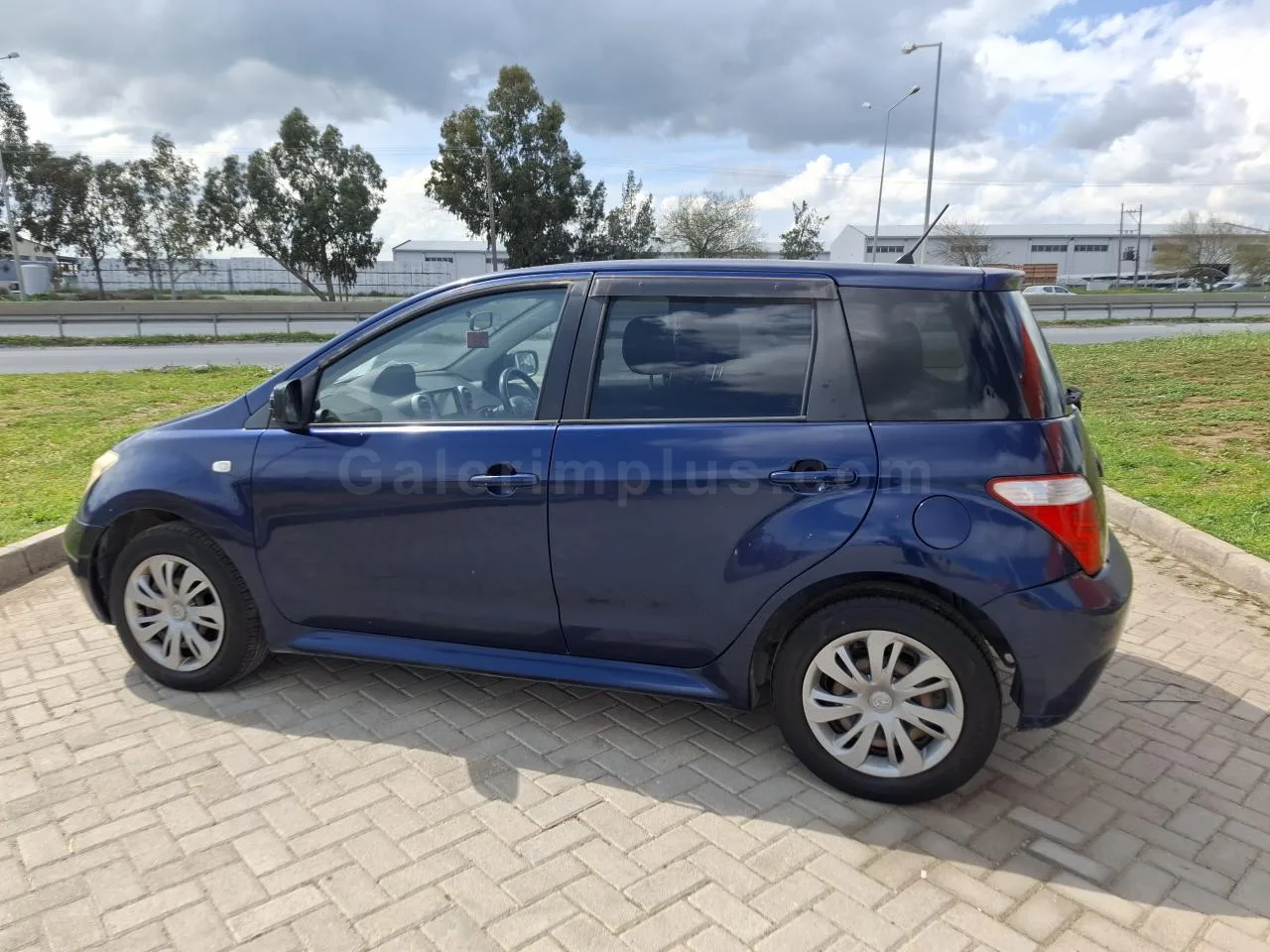 2005 Model Otomatik Toyota Ist 1.3i Automatic Lefkoşa Satılık İkinci El | GalerimPlus - Thumbnail 8