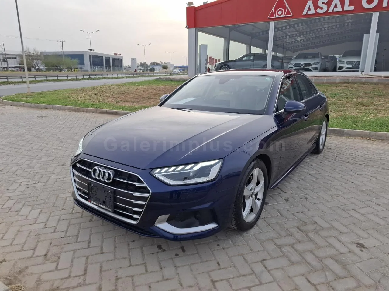 2022 Audi A4 A4 Sedan GASOLINE AUTOMATIC Lefkoşa İlan görseli - GalerimPlus