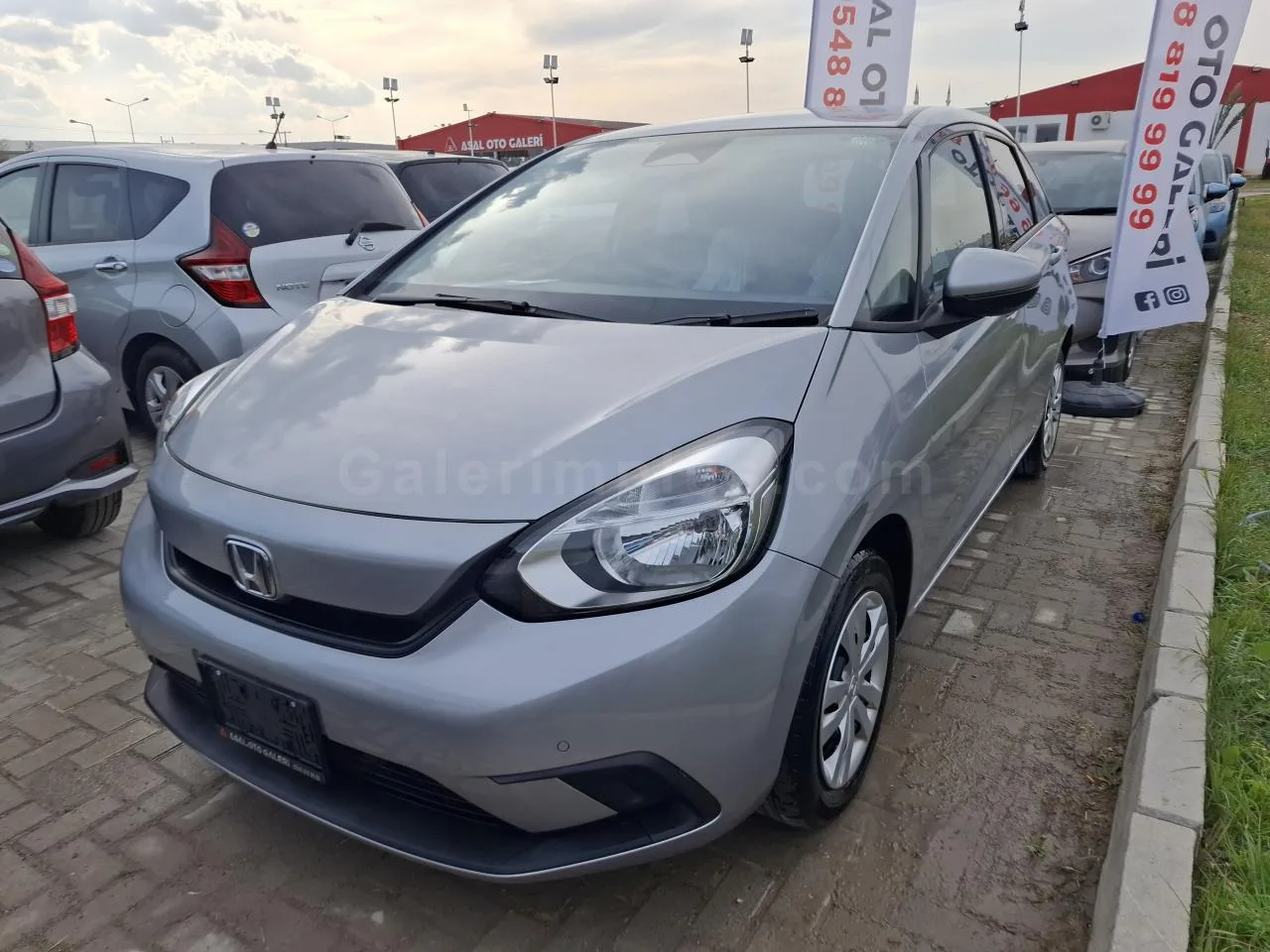 2022 Model Otomatik Honda Fit 1.3 Lefkoşa Satılık İkinci El | GalerimPlus - Thumbnail 2