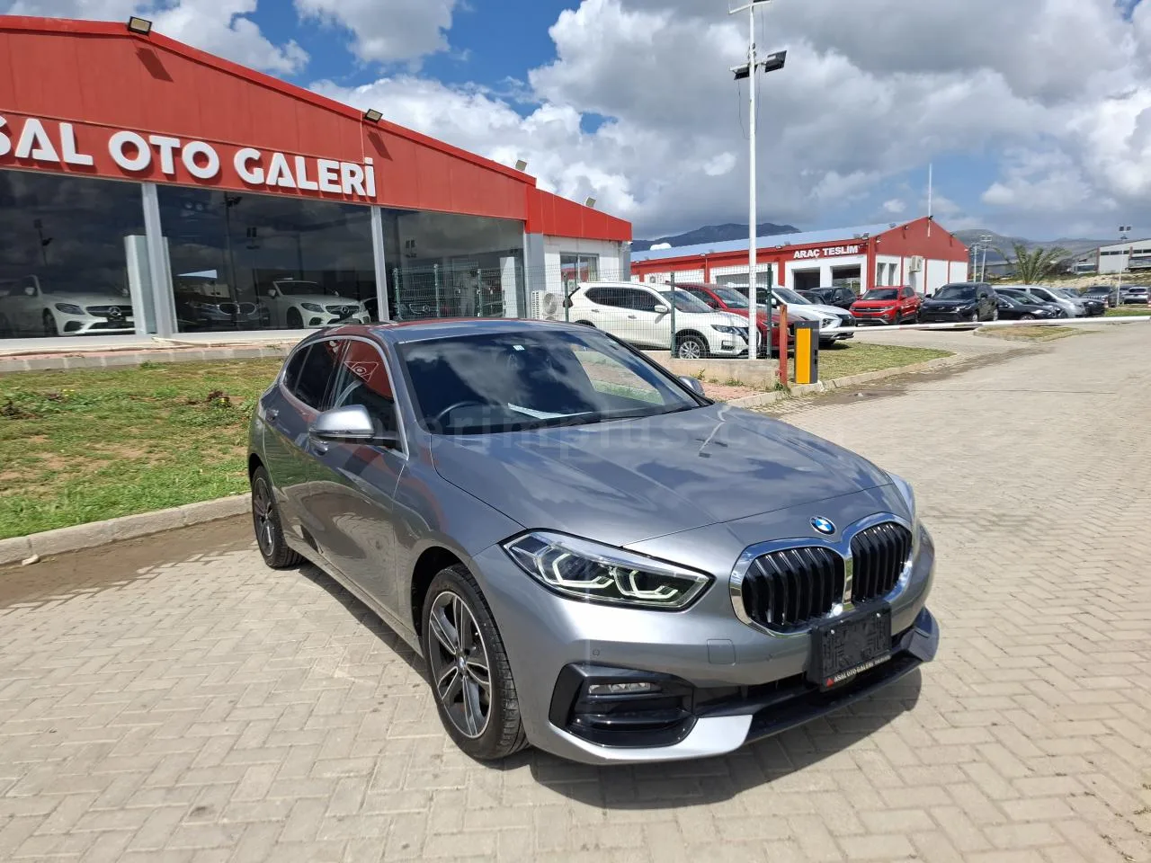 2023 Model Otomatik BMW 1 Serisi 116i Lefkoşa Satılık İkinci El | GalerimPlus - Thumbnail 3
