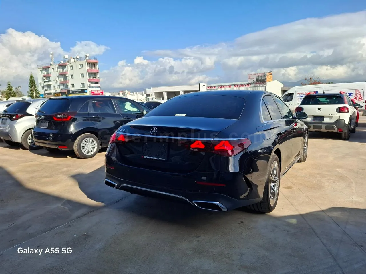 2024 Model Otomatik Mercedes-Benz E Serisi E 220 d İskele Satılık İkinci El | GalerimPlus - Thumbnail 6