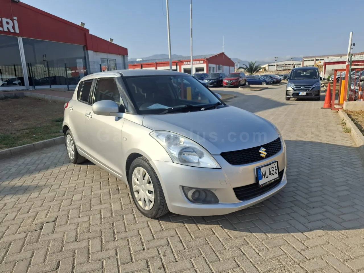 2012 Model Otomatik Suzuki Swift 1.3 Lefkoşa Satılık İkinci El | GalerimPlus - Thumbnail 3